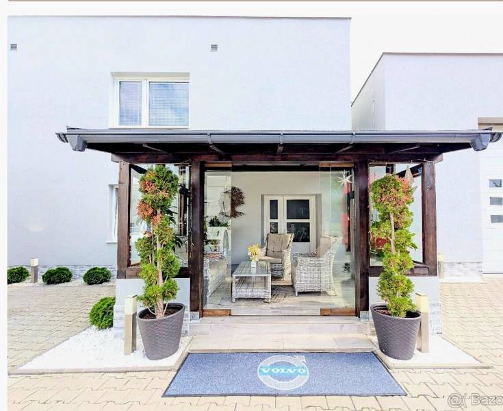 WhatsApp Image 2025-12-10 at 18.49.42 (6).jpeg