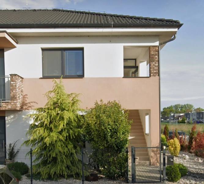 Hamuliakovo Hela 1.jpg